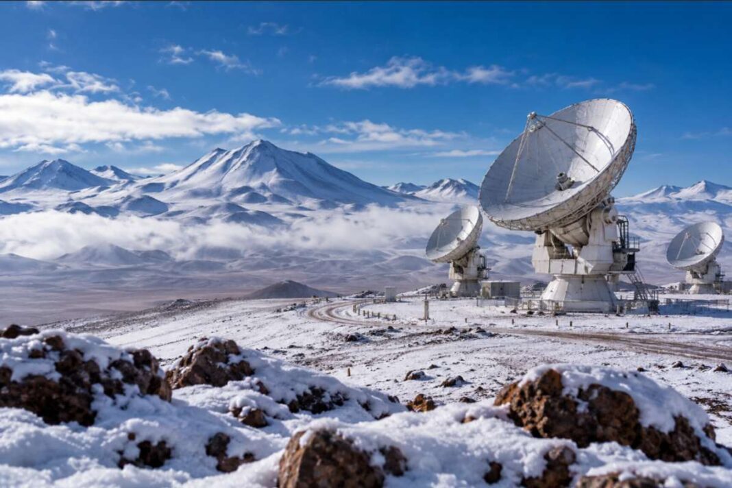 Snow covers Chile's Atacama Desert after August 2026 winter storms